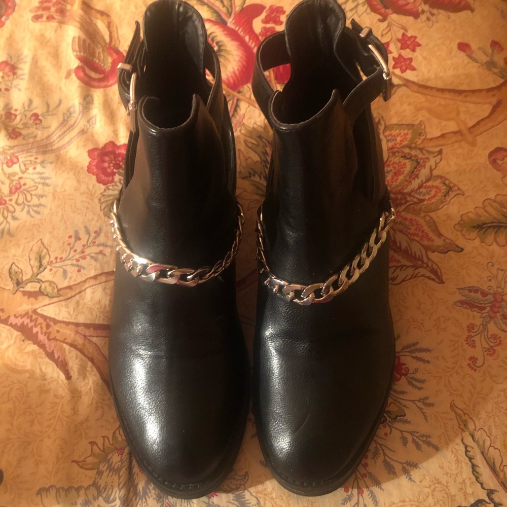 Black ankle boot